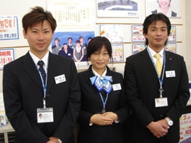 �A�p�}���V���b�v�ɉ���X�X�^�b�t�ꓯ